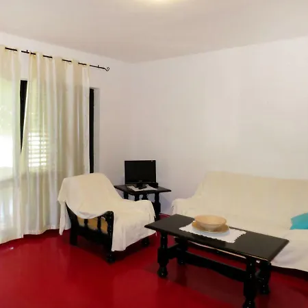 Haus Mendula 196s * Medolino